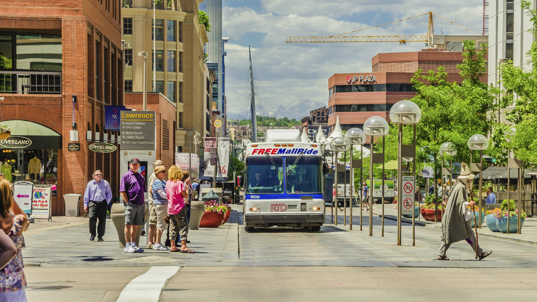 Photo: Denver pedestrians mall ride iStock