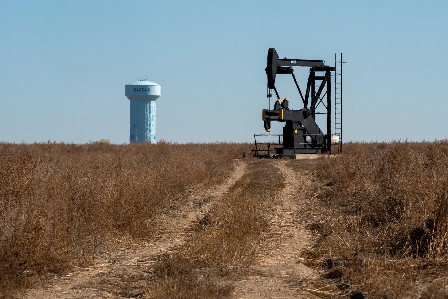 oil-well-pump-jack-weld-county-231023