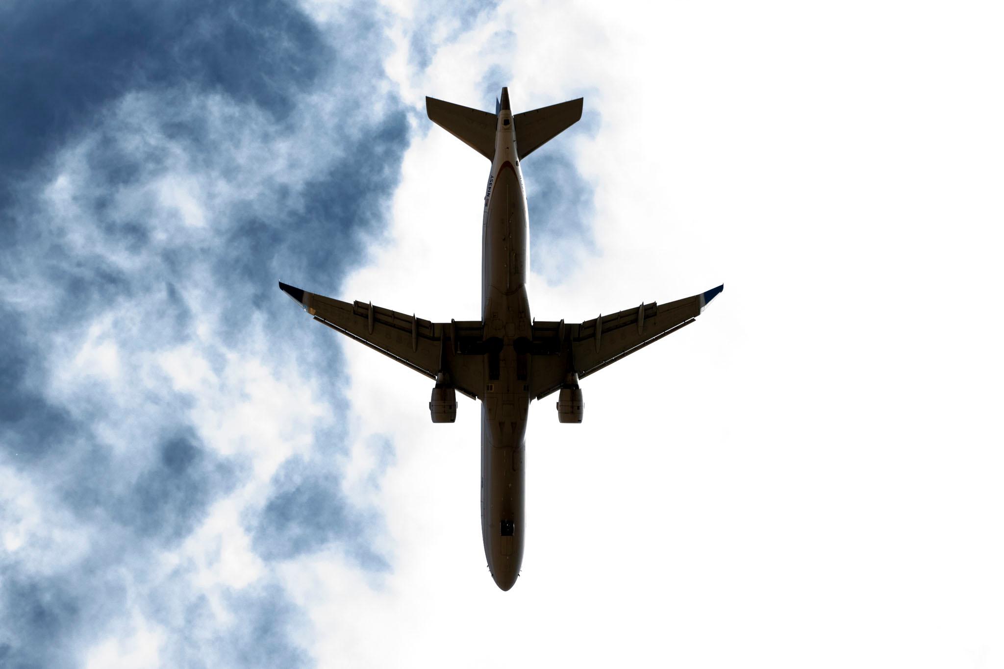 A plane flies over Colorado&#039;s eastern plains, en route to DIA. May 4, 2024.