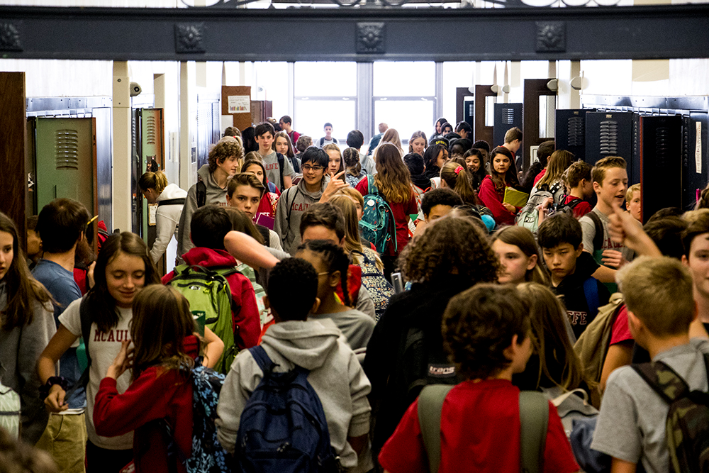 Hallway full of students.