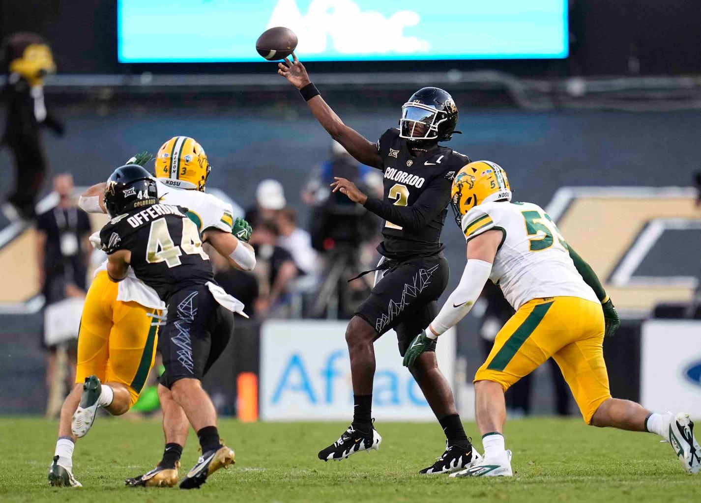 Colorado quarterback Shedeur Sanders passes