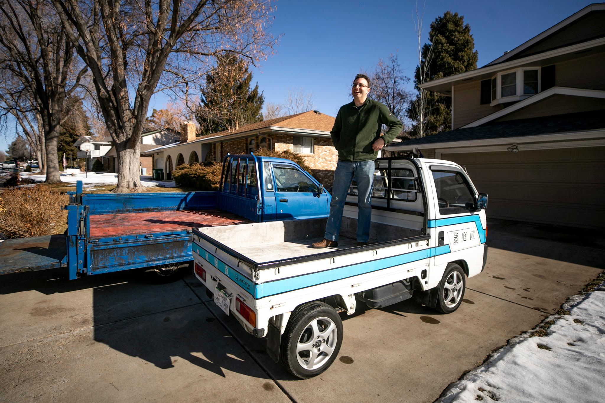 A Honda kei truck