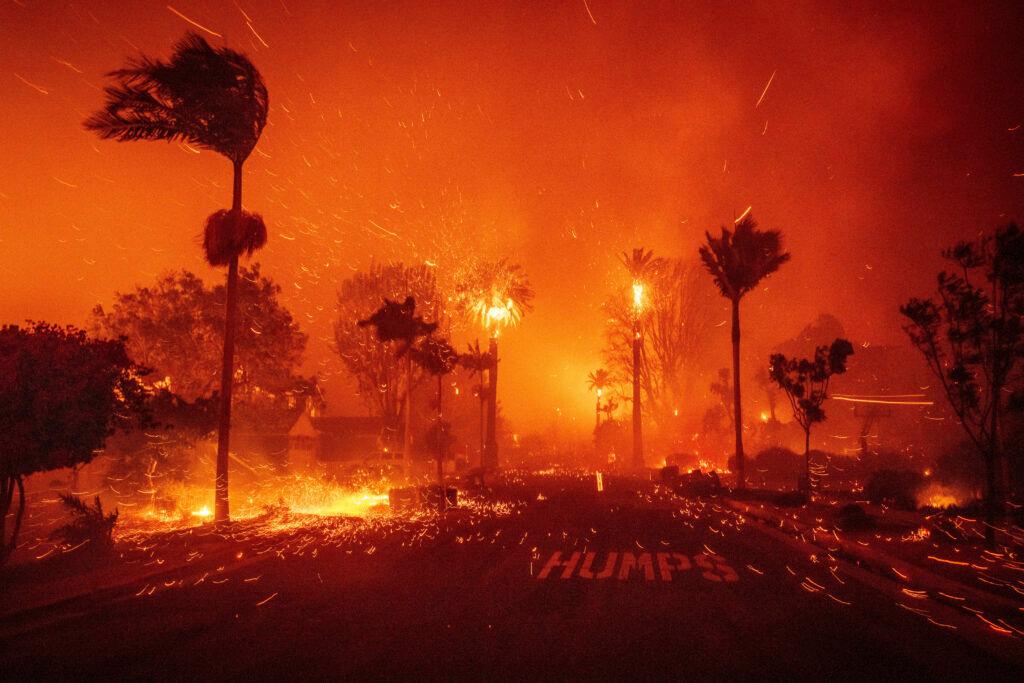 The Palisades Fire burns a neighborhood in California